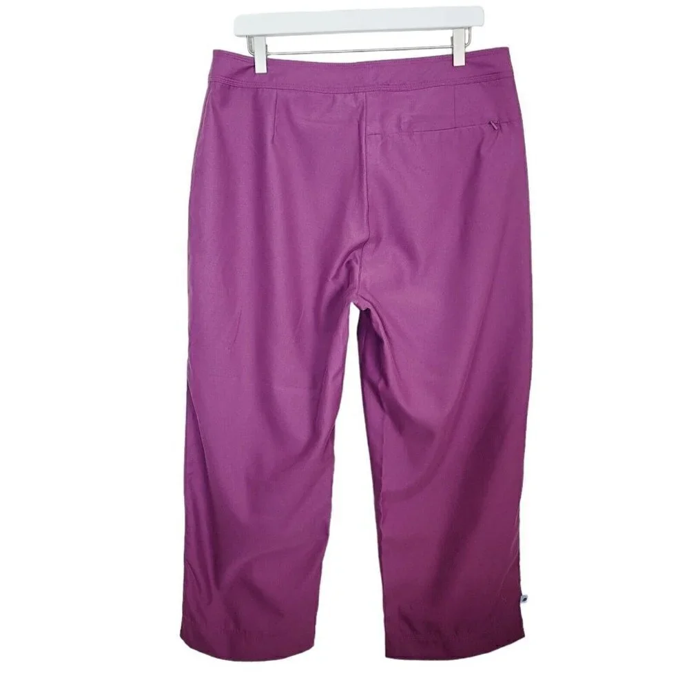L.L. Bean Sz 16 Capri Pants Berry Purple Outdoors Hiking Camping Breathable EUC